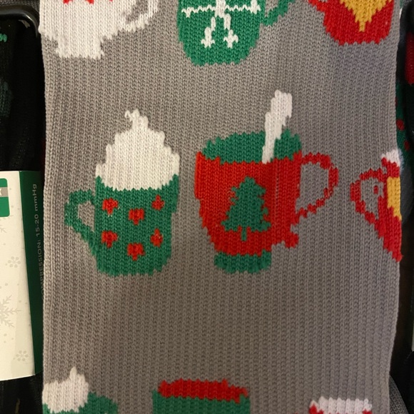 NWT Extreme Fit Christmas Graduated Compression Socks, S/M, 3 pairs - Picture 4 of 5